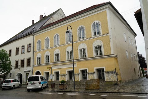 Hitler's birthplace, memorial stone, Braunau am Inn, Innviertel, Upper Austria, Adolf Hitler,