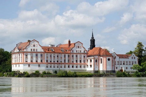 Castle Neuhaus am Inn, seen from Schärding, baroque moated castle, Neuhaus am Inn, Inn, Innviertel,