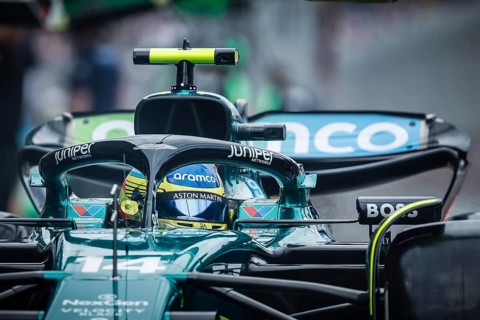 MELBOURNE, AUSTRALIA, MARCH 23: Fernando Alonso of Spain drives the Aston Martin AMR24 Mercedes