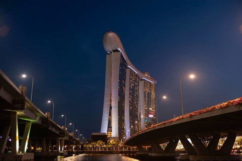 12.03.2020, Singapore, Republic of Singapore, Asia, Night shot with view of the Marina Bay Sands