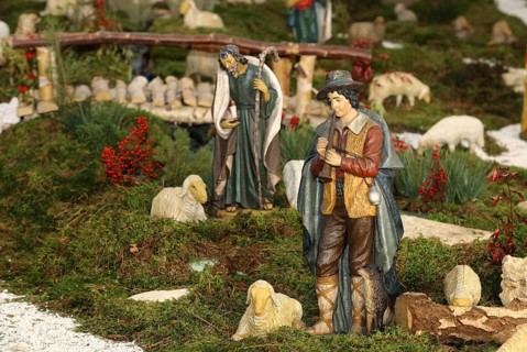 Cot figurine, shepherds with sheep