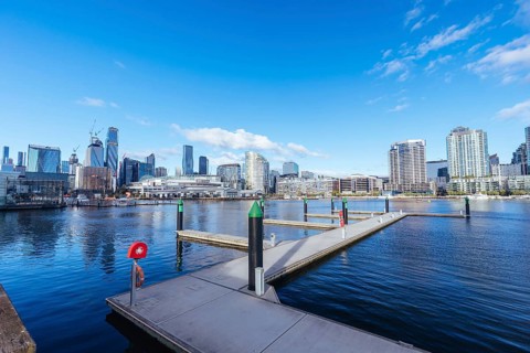 MELBOURNE, AUSTRALIA, JUNE 25: The famous Melbourne skyline from Docklands precinct on a cold