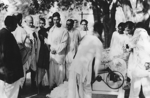 Mahatma Gandhi visiting an exhibition at Ramgarh Congress, March 1940