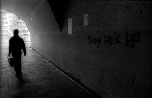 Germany, Hennigsdorf, 14.04.1992, Tunnel under the railway station: Sieg Heil, Europe