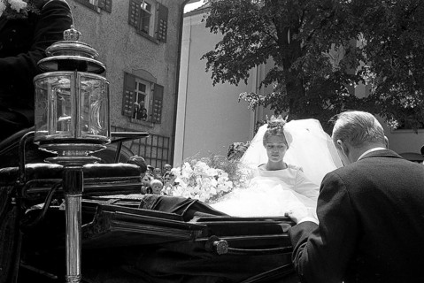Princess Birgitta of Hohenzollern and Sweden marries Prince Johann Georg of