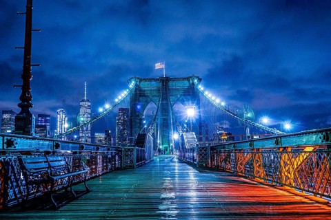 Night of the Brooklyn Bridge. Shooting Location: New York, Manhattan