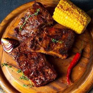 Tender spare ribs from the grill