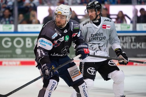 Balver Zinn Arena, Iserlohn, North Rhine-Westphalia, Branden Troock (Iserlohn Roosters, #71), Adam