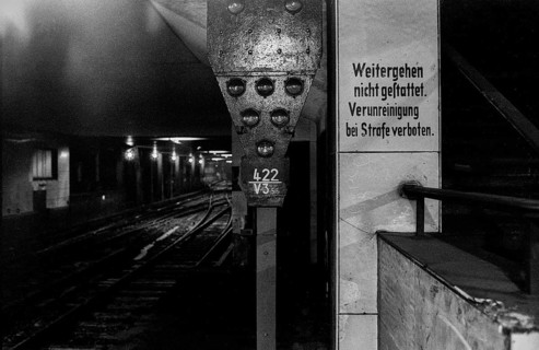 GDR, Berlin, 17 June 1990, Potsdamer Platz S-Bahn station, 28 years ghost station, tunnel
