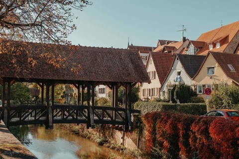 Bridge over the Metter in Bietigheim-Bissingen. Little greek in Bietigheim-Bissingen with autumn
