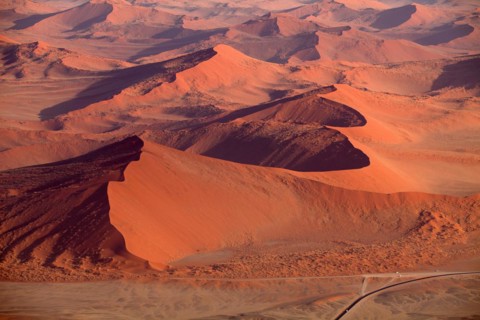 Hot air balloon ride over the Namib in the Namib-Naukluft National Park in Namibia