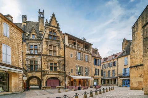 Square in Sarlat-la-Caneda historical center, department of Dordogne, France, Europe