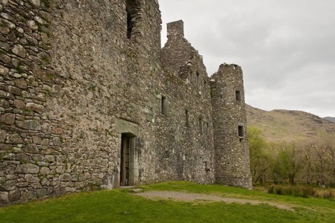 Kilchurn Castle was built in the mid-1400s by Sir Colin Campbell, 1st Lord of Glenorchy.