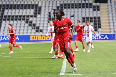 U23) at the match of the Football-RL SW 24-25: 1st Sptg: SC Freiburg II vs Kickers Offenbach