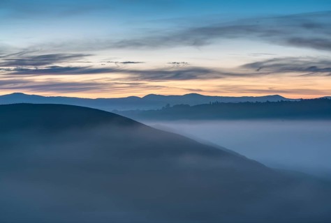 A beautiful misty sunrise in Tuscany
