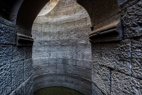Step well Shivkalin Vihir, Thane, Maharashtra, India, Asia