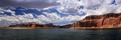 In the southwest of the USA lies the artificial Lake Powell, Arizona, USA In the southwest of the