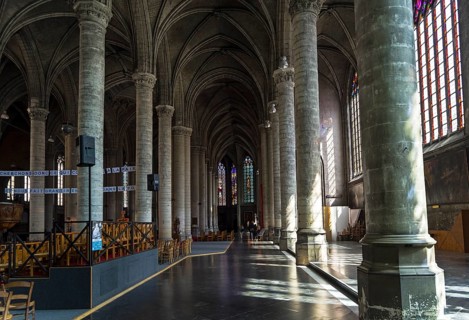 Side nave in Saint-Maurice Church, Lille, France, Europe