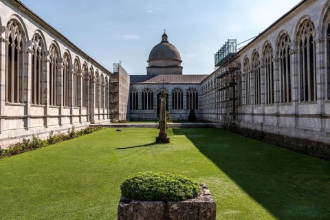 Famous Camposanto cemetery near the cathedral of Pisa, Italy, Europe