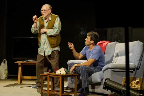 Escalar un gegant, theatrical performance, performed by Xavi Núñez and Santi Pons, directed by