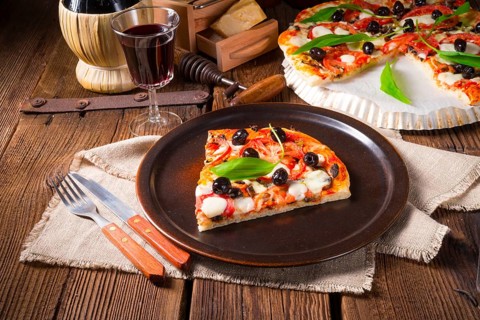 Wild garlic - margarita pizza