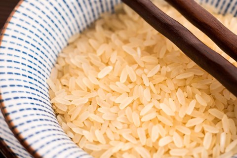 Bowl of parboiled risotto rice