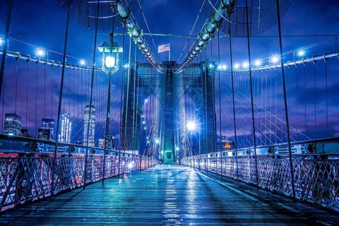 Night of the Brooklyn Bridge. Shooting Location: New York, Manhattan