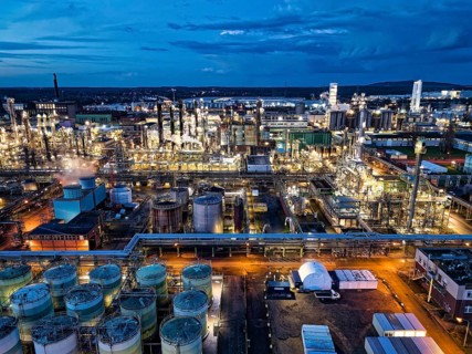AirLiquide operates several plants at the OQ Chemicals chemical park in the city of Oberhausen: air