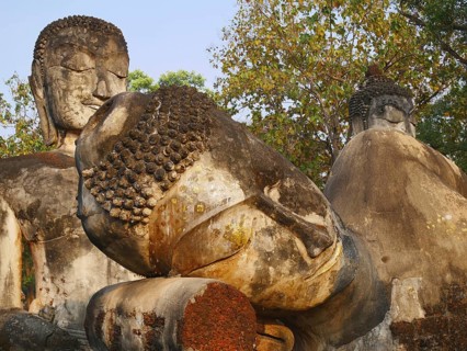 Buddha statues in Wat Phra Kaeo, Kamphaeng Phet Historical Park (UNESCO), Thailand, Asia