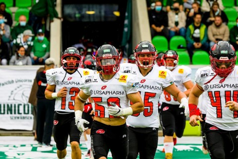 RB # 44 Leon Helm, OL # 55 Francesco Runko, DL # 50 Firat Yildirim