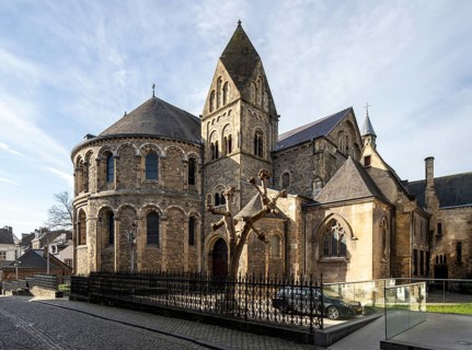 Maastricht, Basilica of Our Lady, Basiliek van Onze-Lieve-Vrouw-Tenhemelopneming, choir from the