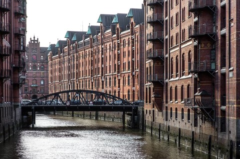 Hamburg, Speicherstadt built between 1883 and 1927, Wandrahmfleet, view to the west with