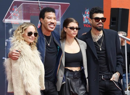 Lionel Richie, Sofia Richie, Miles Richie and Nicole Richie at Lionel Richie Hand And Footprint