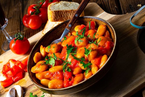 Rustic giant beans with fresh tomato sauce