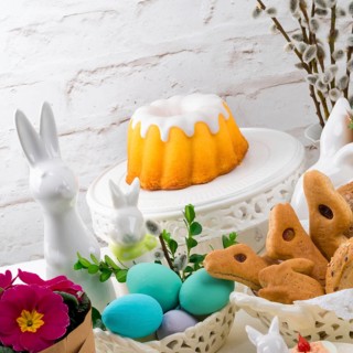 Easter table