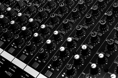 Mixing console