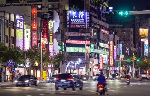 Road traffic, main road, Bo-ai 2nd Rd, Zuoying District, Kaohsiung, Taiwan, Asia