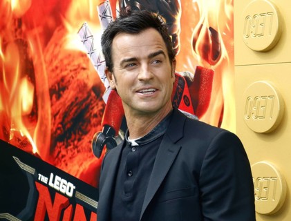 Justin Theroux at the Los Angeles premiere of 'The LEGO Ninjago Movie' held at the Regency Village