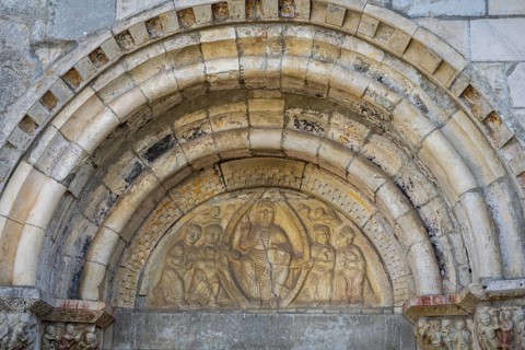 Tympanum with effigy of Christ in Majesty in his mandorla and the four evangelists, basilica