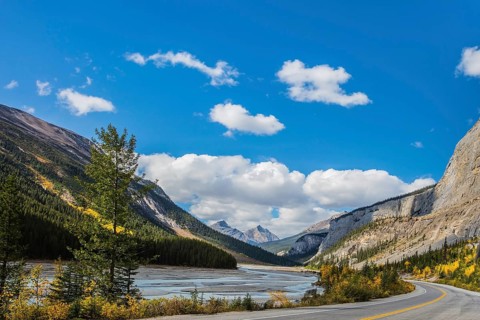 The Bow River Canyon in September. Canadian Rockies, Great Banff. Excellent highway and surrounded