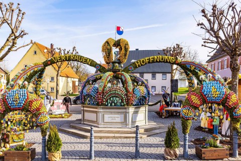 The Easter fountain in Schechingen has around 13, 000 hand-painted eggs. This makes it one of the