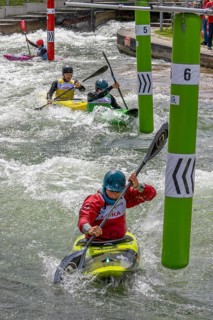 Kayak competition on the Augsburg ice canal with kayak paddlers, kayak, Augsburg, Swabia, Bavaria,