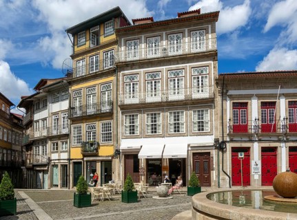 Historic buildings Largo da Misericórdia, city centre of Guimaraes, northern Portugal