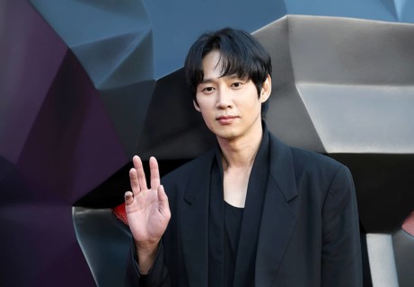 Park Sung Hoon at Netflix's 'Squid Game 2' ATAS Event held at the Egyptian Theatre in Hollywood,