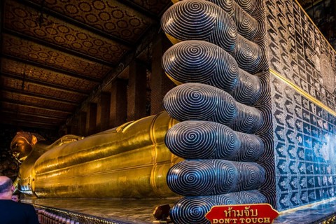 Wat Pho (Temple of the Reclining Buddha), Bangkok, Thailand, Asia