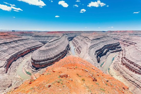 San Juan River meanders, Goosenecks State Park, Utah, USA, North America