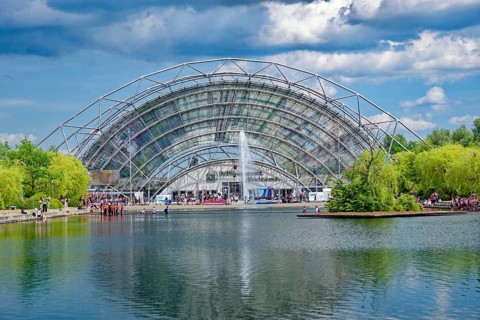 New Leipzig Trade Fair Centre, Leipzig Trade Fair, with glass entrance hall and water basin, trade