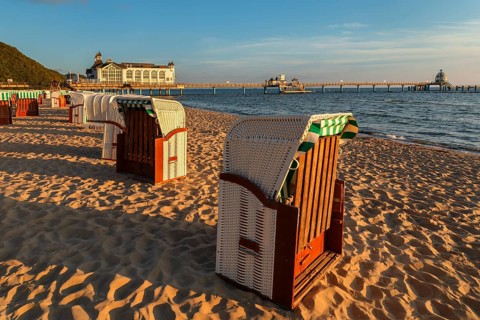 Pier on Sellin beach, Rügen Island, Mecklenburg-Western Pomerania, Germany, Europe