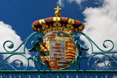 Entrance gate to Bad Homburg vor der Höhe Castle, Hesse, Germany, Europe