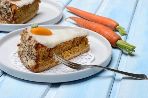 Carrot cake and carrots on a plate, carrot cake, carrot cake